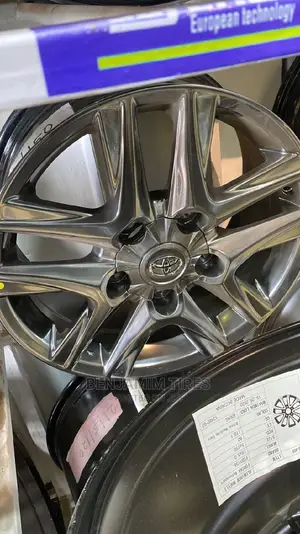 Alloy Rims Set Sizes 18 Inch for Landcruiser V8.