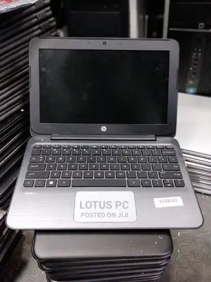 Laptop HP Stream Laptop 4GB Intel Celeron SSD 60GB