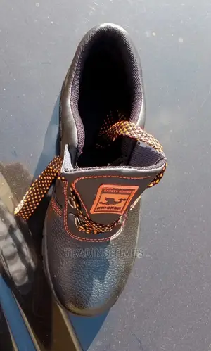 Knicker Safety Boot