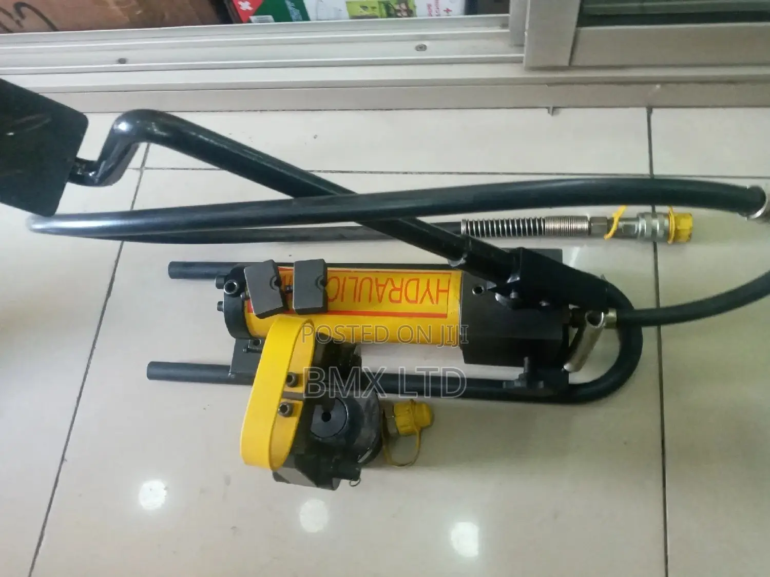 Cabble Lugg Machine