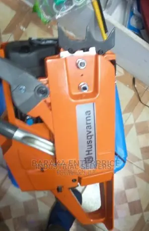 Demanding Husqvarna Power Saw
