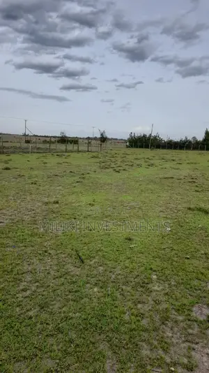 50 by 100 Plots on Sale at Isinya