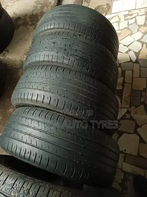 Bridgestone Tyres Size 215/55r17 Per Pc