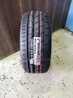 235/45r17 Bridgestone