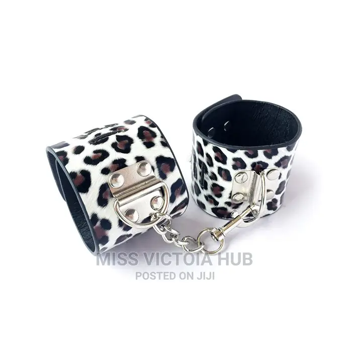 10 Pcs SM Restraint Leopard Bondage Kit
