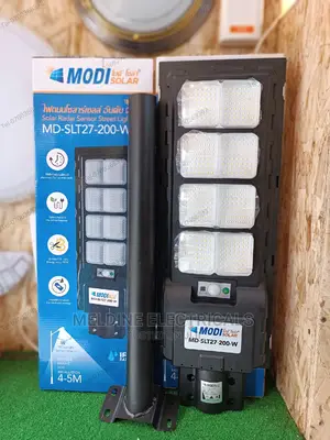 200w MODI Solar Street Light