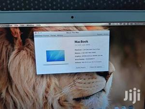 Laptop Apple MacBook 14" 320GB HDD 2GB RAM