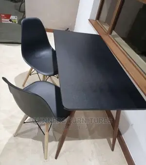 Eames Table.