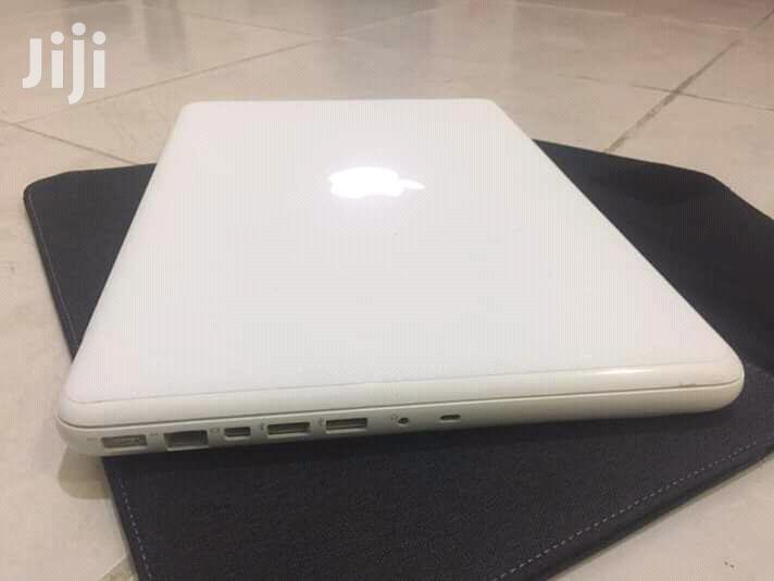 Laptop Apple MacBook 4GB Intel Core 2 Duo HDD 320GB