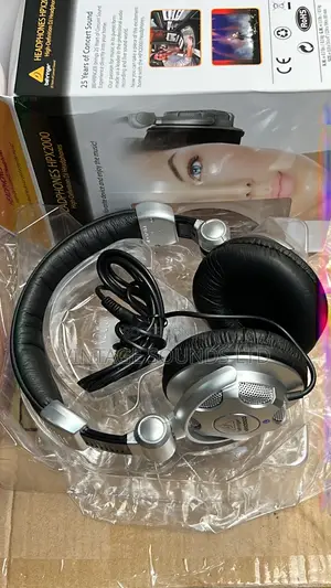 Behringer Hpx2000
