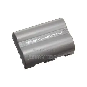 Nikon D90 Battery