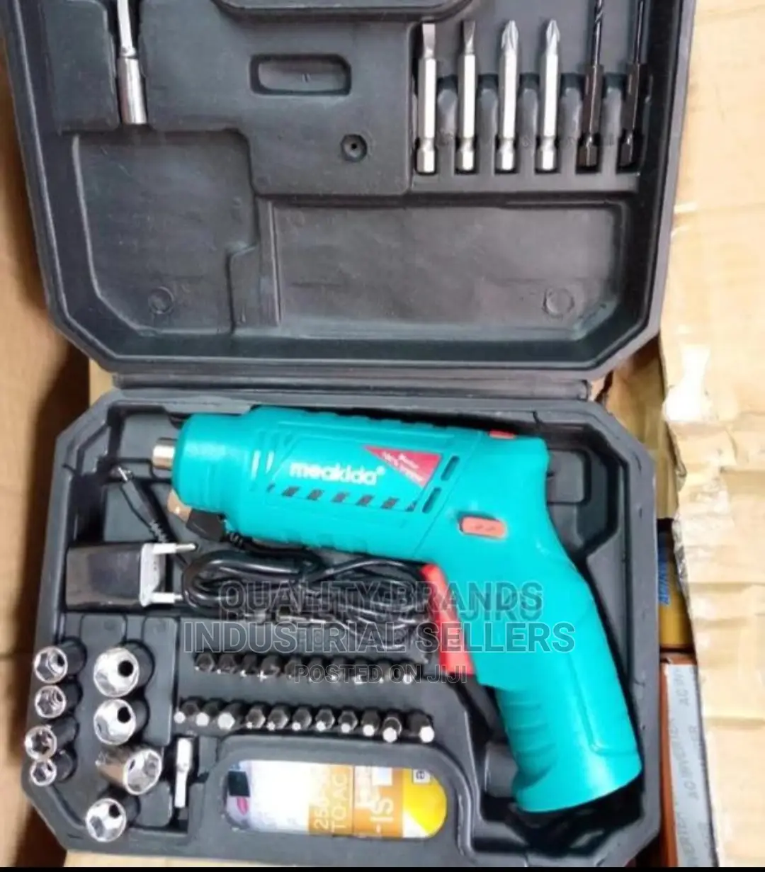 Work Smart With Rechargeable Cordless Screwdriver