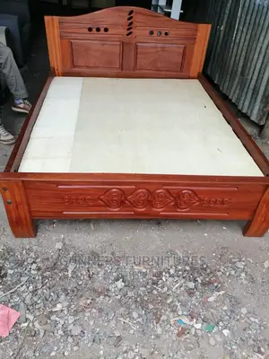 Mahogany Bed 5 by 6.