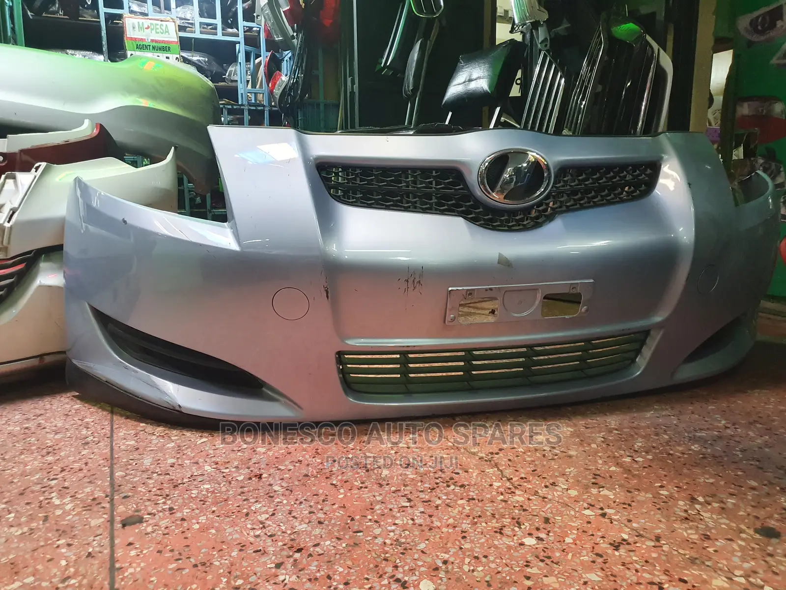 Auris Old Model Front Bumper Assembly