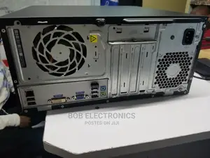 Desktop Computer HP Z820 4GB Intel Core I3 500GB