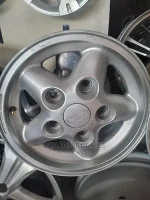 Original Rims Size 16 Inch Gor Landrover Defender 110.