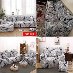 Flowered Grey Elastic Sofa Cover