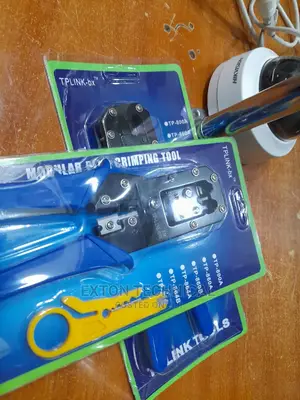 Modular Plug Crimping Tool
