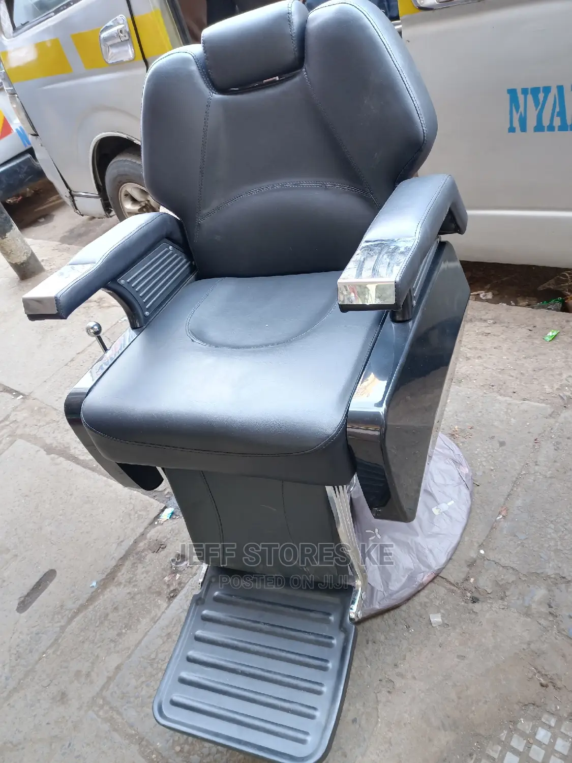 Imported Jumbo Barber Chair