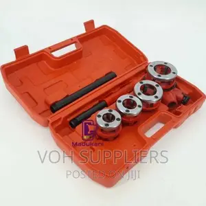 Strong 4PCS Ratchet Die Stock Pipe Thread Kit With Blow Case