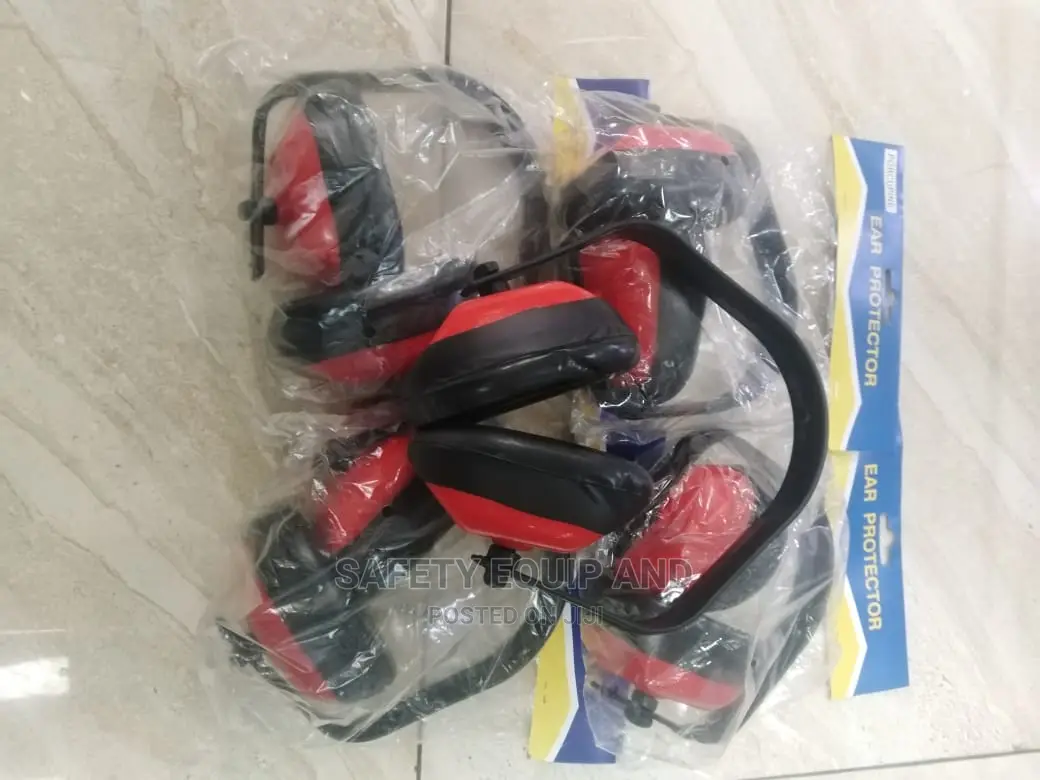 Red/Black Earmuffs