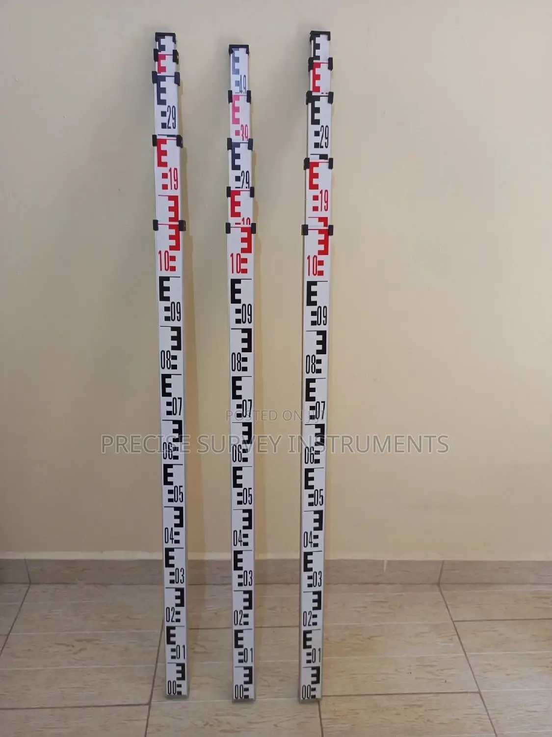 Levelling Staffs ( for Use With Dumpy Levels and Theodolite)