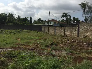 Beachroad Village Estate, Nyali: 1/2 Acre Land Available for Sale