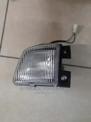Foglamp/Bumper Lamp Shark/5l/Hiace
