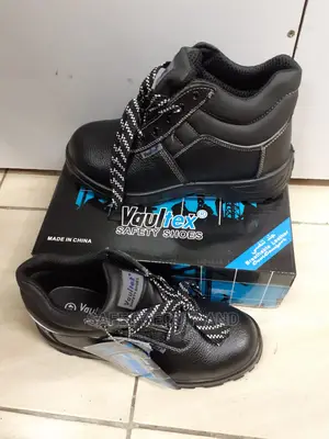 Vaultex Safety Boot at a Discounted Price