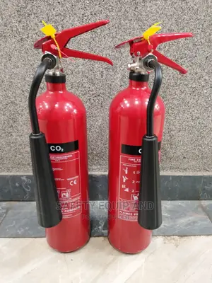 Fire Extinguishers/Co2 2gs