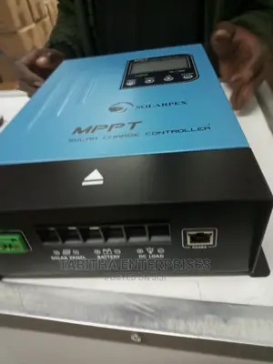 Mppt Solar Charge Controller ( New)