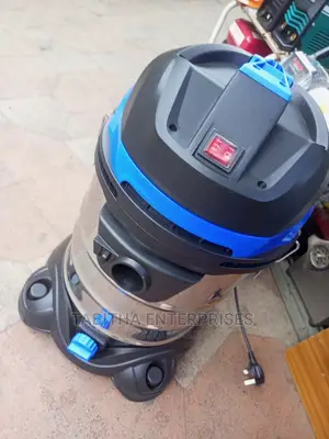 Wet and Dry Vaccum Cleaner