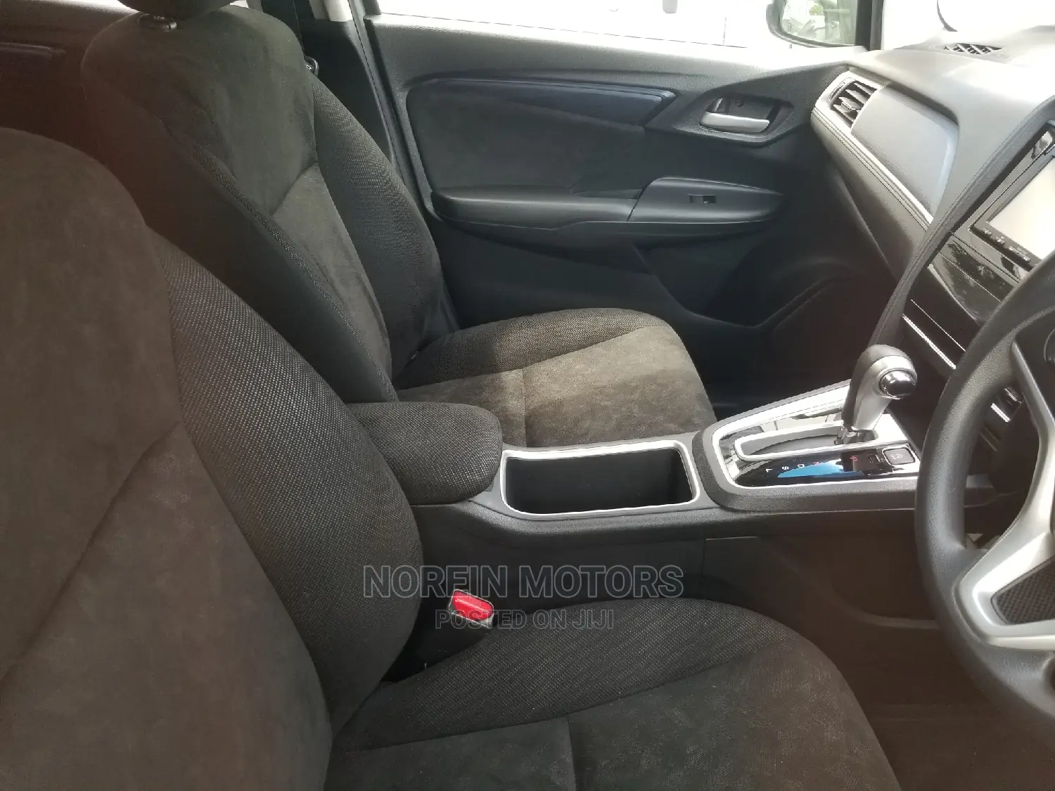 Honda Shuttle 2015 Silver