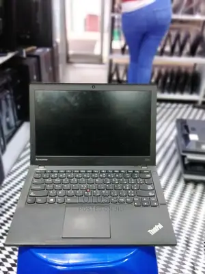 Laptop Lenovo ThinkPad X240 4GB Intel Core I5 HDD 500GB
