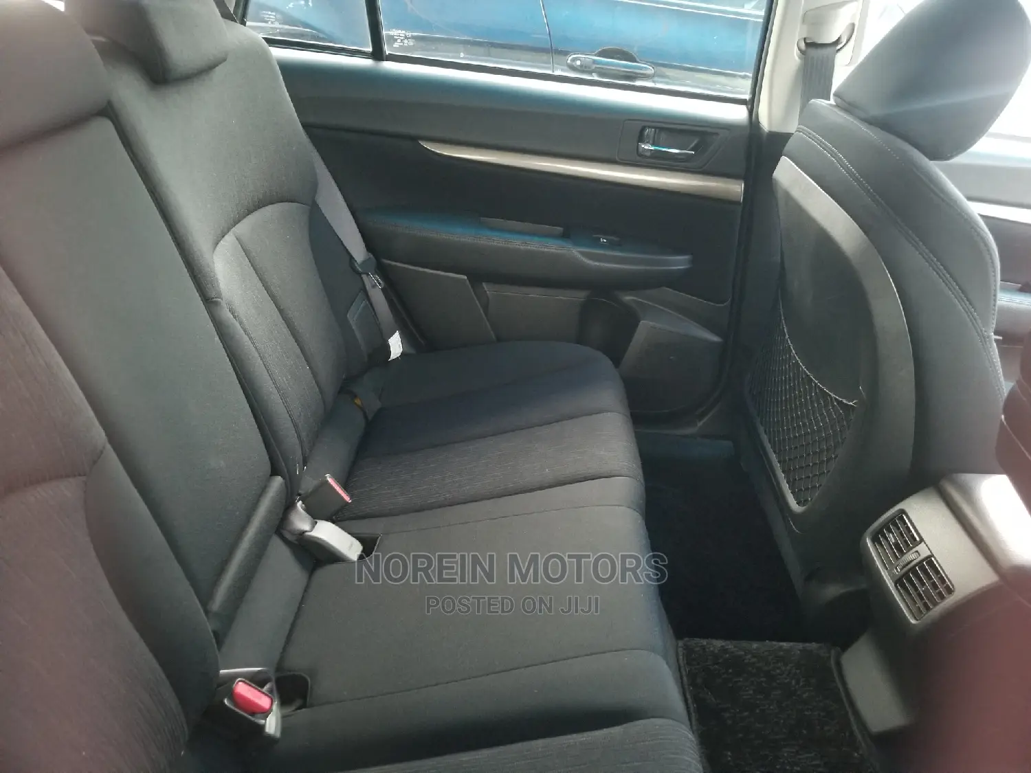 Subaru Legacy 2014 Silver