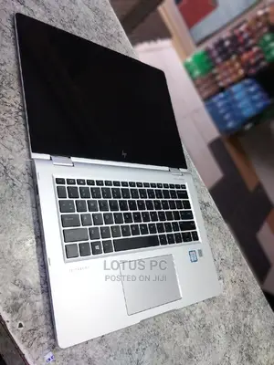 Laptop HP EliteBook 1030 8GB Intel Core I5 SSD 256GB