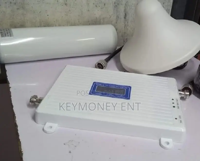 Likable GSM Cellphone Network Booster