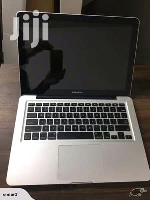 Laptop Apple MacBook Pro 4GB Intel Core i5 HDD 500GB