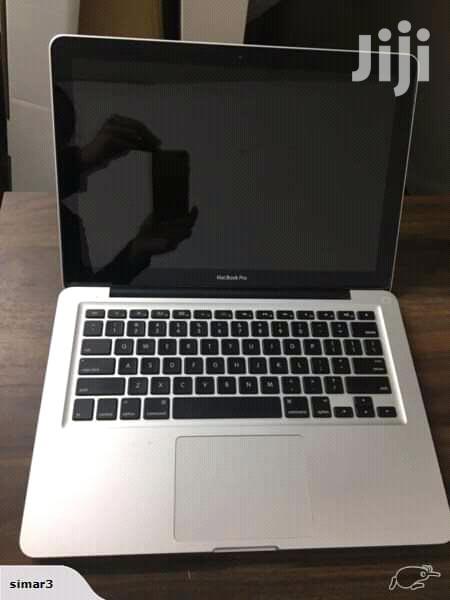 Laptop Apple MacBook Pro 4GB Intel Core i5 HDD 500GB