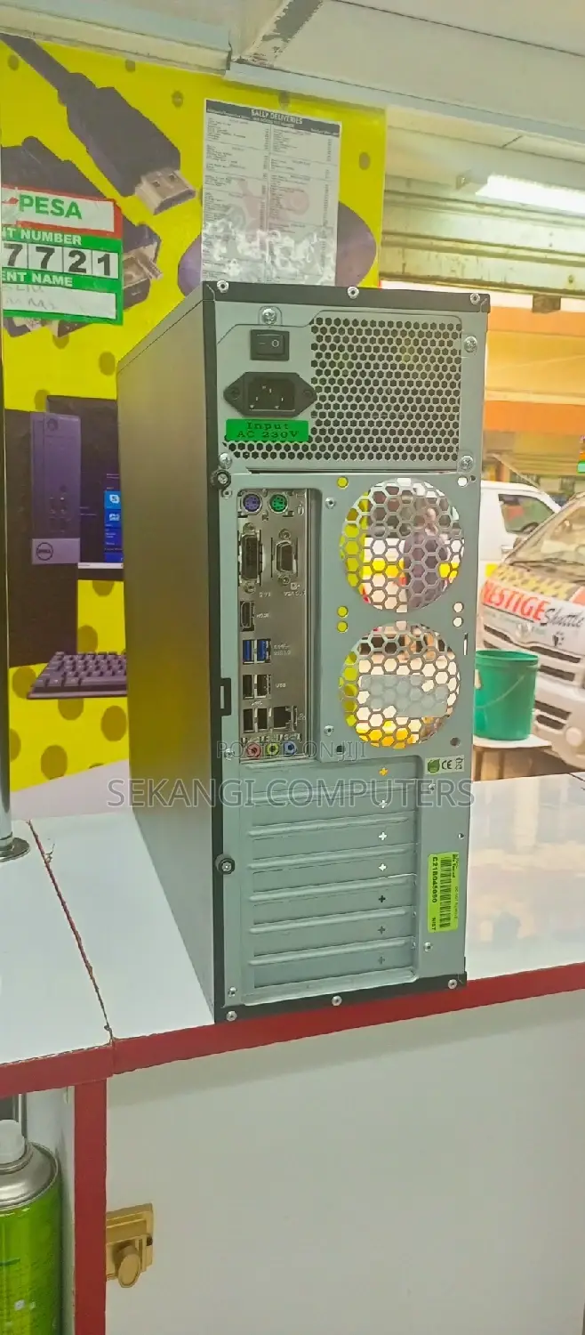 Desktop Computer Asus 8GB Intel Core I5 HDD 500GB