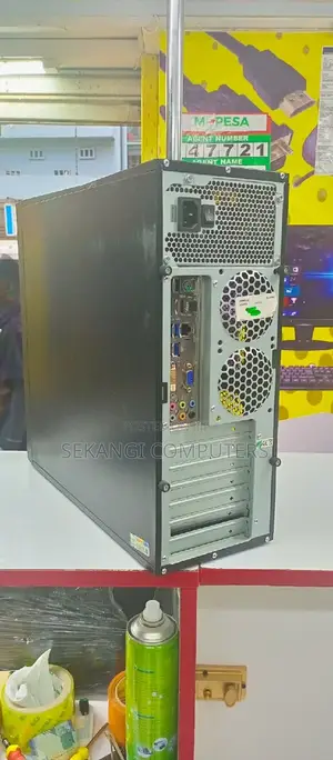 Desktop Computer Asus 4GB Intel Core I5 HDD 500GB