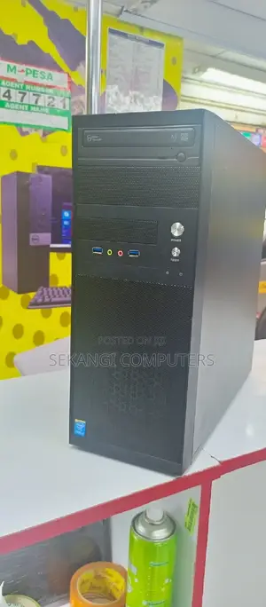 Desktop Computer Asus 4GB Intel Core I5 HDD 500GB
