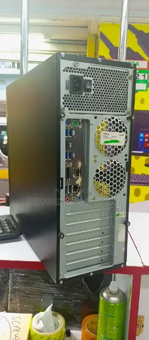 Desktop Computer Asus 4GB Intel Core I5 HDD 500GB