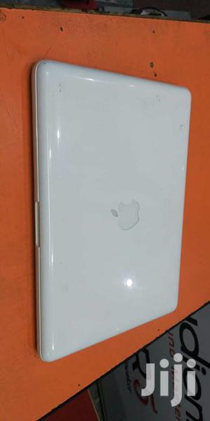 Laptop Apple MacBook 4GB Intel Core 2 Duo HDD 320GB