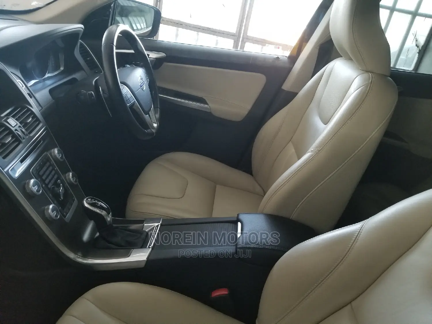 Volvo XC60 2015 Brown