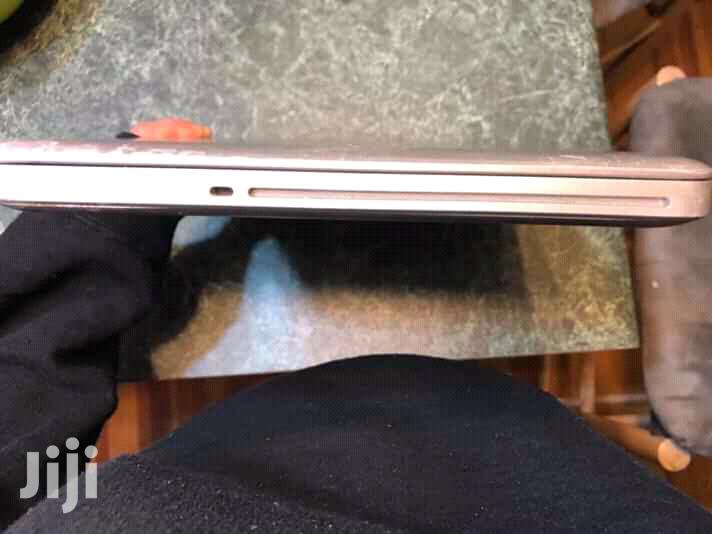 Laptop Apple MacBook Pro 4GB Intel Core i5 HDD 500GB