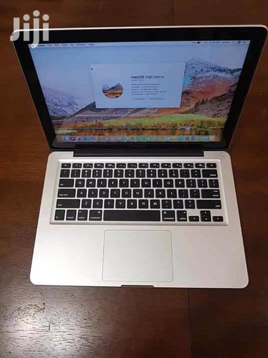 Laptop Apple MacBook Pro 4GB Intel Core i5 HDD 500GB
