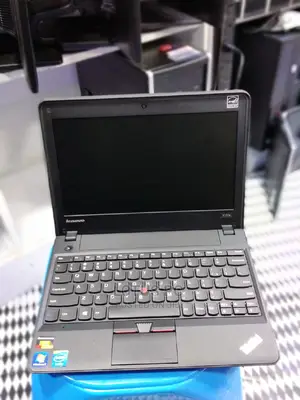 Laptop Lenovo ThinkPad X131e 4GB Intel Core 2 Quad HDD 320GB