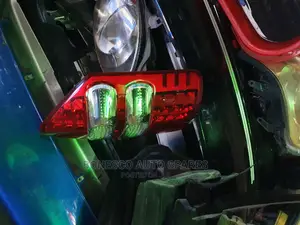 Toyota Noah 201-2014 Taillight/ Backlight/ Rear Light