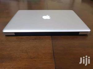 Laptop Apple MacBook Pro 4GB Intel Core i5 HDD 500GB